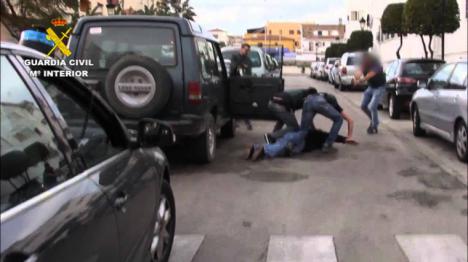 La peligrosa banda de ladrones de coches vuelve a actuar en Sevilla un mes después de su última fechoría