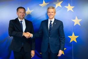 Rueda defiende el agro gallego en Bruselas ante retos del acuerdo Mercosur y la nueva PAC