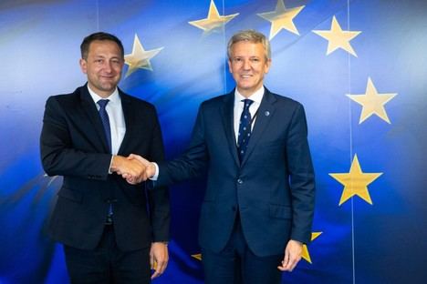 Rueda defiende el agro gallego en Bruselas ante retos del acuerdo Mercosur y la nueva PAC