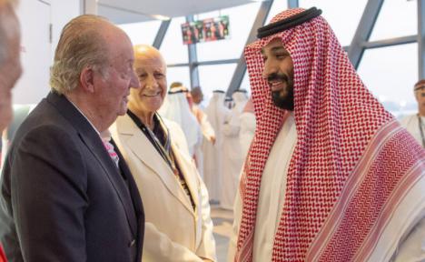  La foto de la polémica y lo poco que le importa al rey emérito que el heredero saudí pueda estar detrás del asesinato de Khashoggi