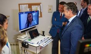 Andalucía implementa un nuevo modelo para mejorar la atención en residencias de mayores