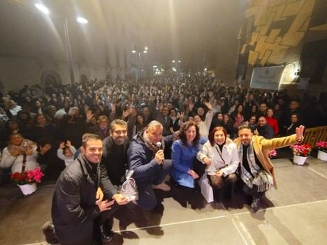 La Plaza Pablo Cazard celebra la Navidad con la Zambomba del Rocío en Almería