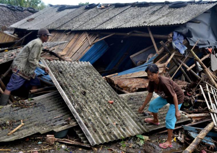 Tsunami mortal en Indonesia con cerca de 170 muertos por el momento