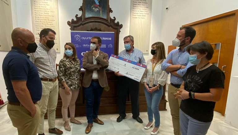 La carrera solidaria ‘Corre X Lorca’, organizada por la Concejalía de Deportes, logra recaudar 2.000 euros para Cáritas