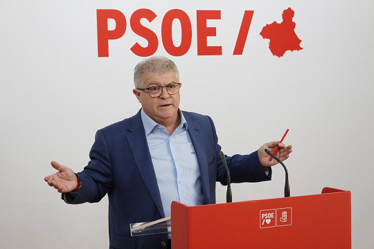 Pepe Vélez: “La mentira es una enfermedad endémica en el PP y el caos sanitario provocado por López Miras en la Región no podrá curarla”