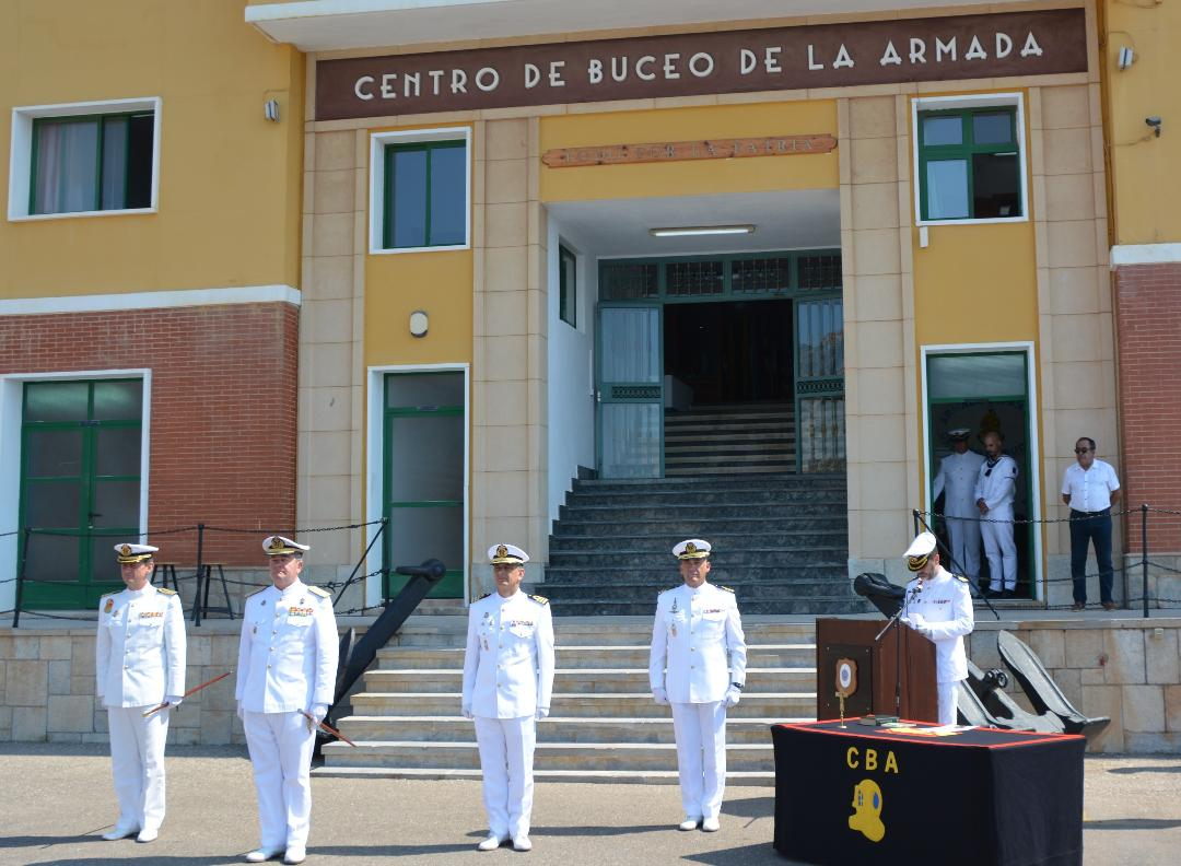 Entrega de mando del Centro de Buceo de la Armada y de la Escuela Militar de Buceo