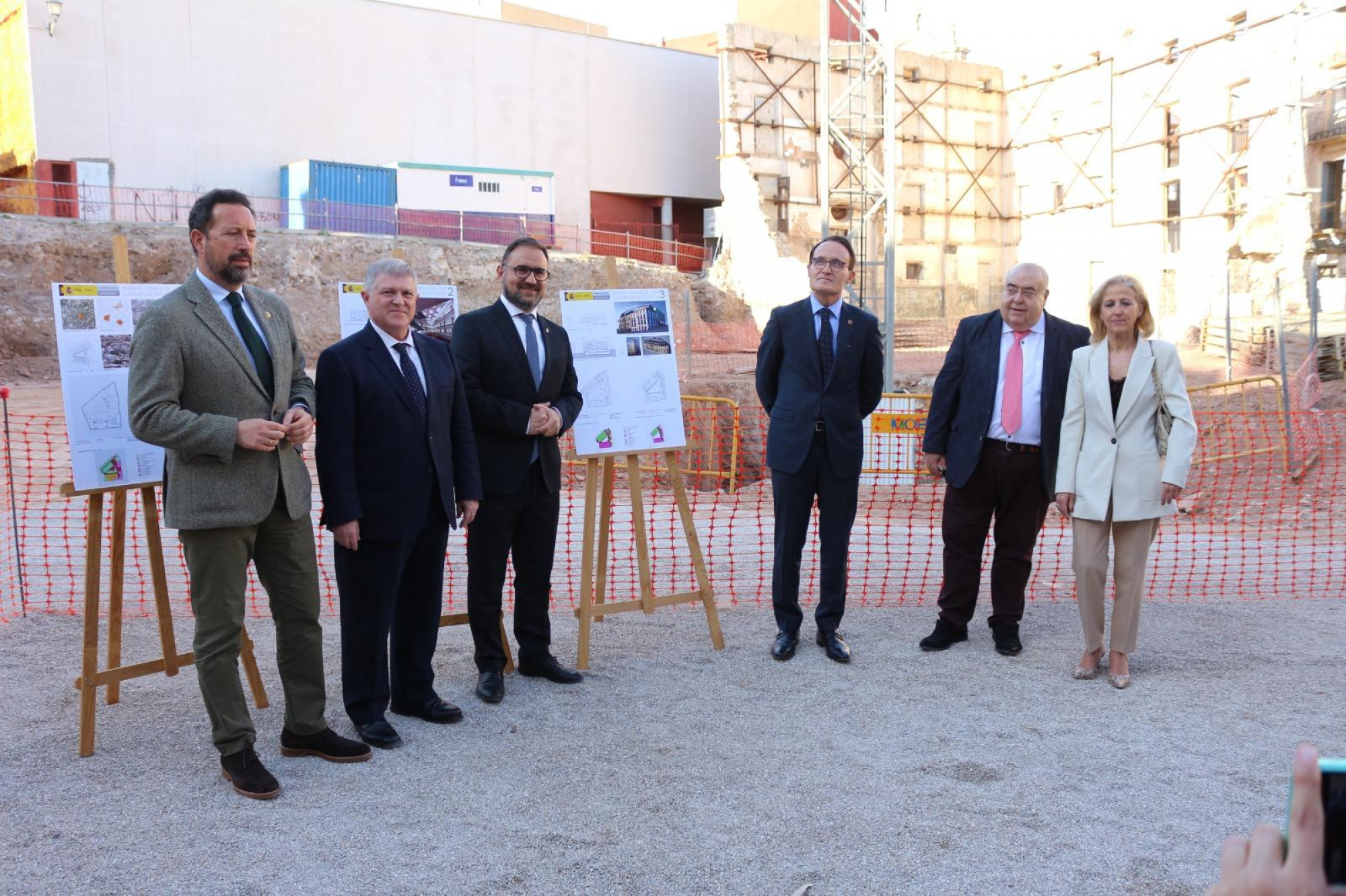 El Alcalde de Lorca pone la primera piedra del nuevo Palacio de Justicia que estará situado 'en pleno casco histórico'