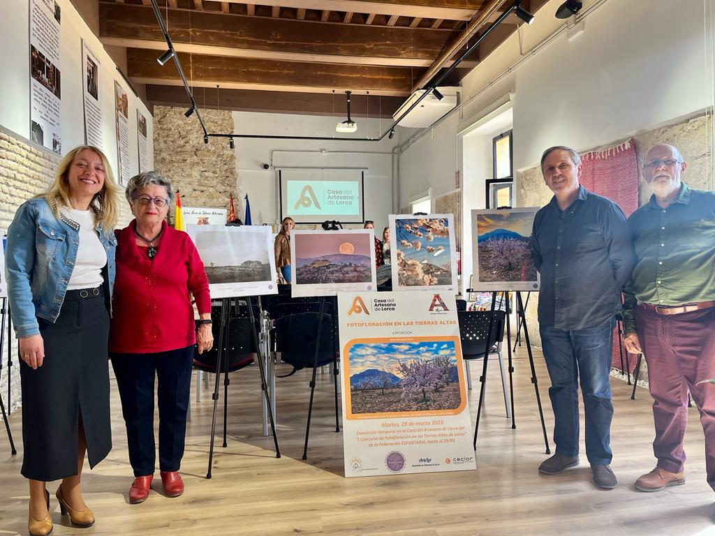 La Casa del Artesano acoge hasta el 29 de abril una exposición con los trabajos del ‘I Concurso de Fotofloración en las Tierras Altas de Lorca’