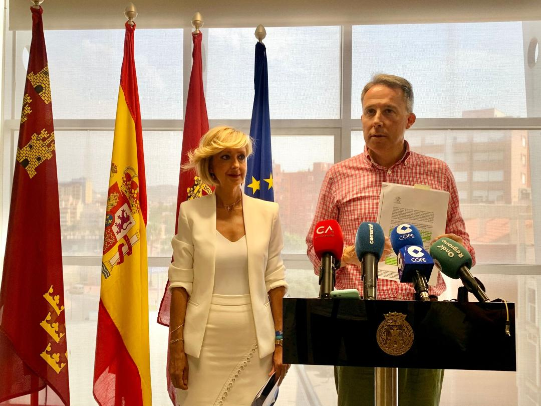 Alcalde de Lorca: 'Un informe económico-financieros del Ayuntamiento alerta de que se ha gastado el 86,7 por ciento del presupuesto”