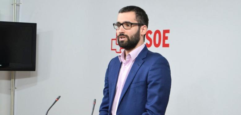 Francisco Lucas: “López Miras dispara a todo aquel que alza la voz contra la red clientelar que tiene montada en la Región”