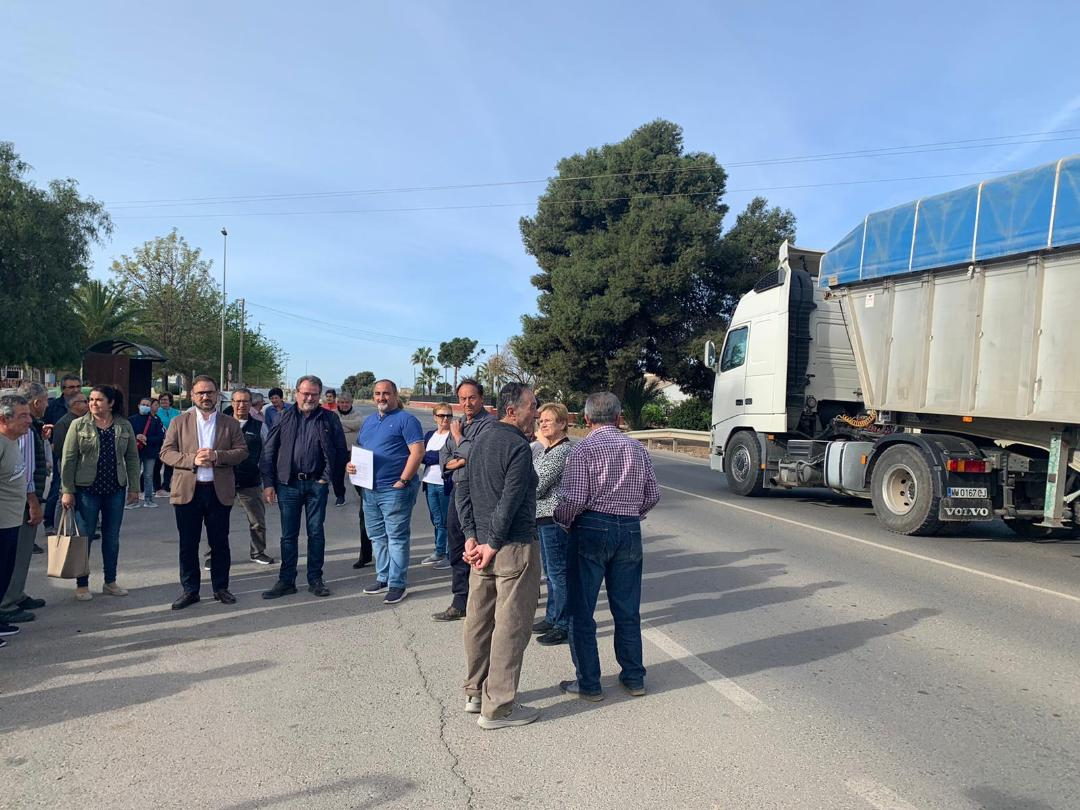 El Ayuntamiento de Lorca 'exige' a la CARM la mejora de la seguridad vial de la carretera de Pulpí, la RM 620, a su paso por la diputación de La Escucha