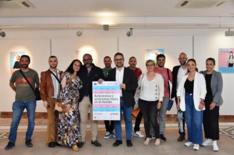 Lorca conmemora el Día Mundial Contra la LGTBIfobia con la exposición fotográfica ‘Referentes y Activistas Trans en el Mundo’
