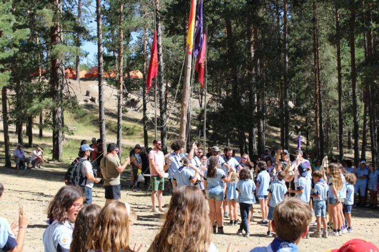 Jornada de ‘promesas’ en el campamento ‘Helios 2023’ del grupo Scout 'Ciudad del Sol' en Tragacete