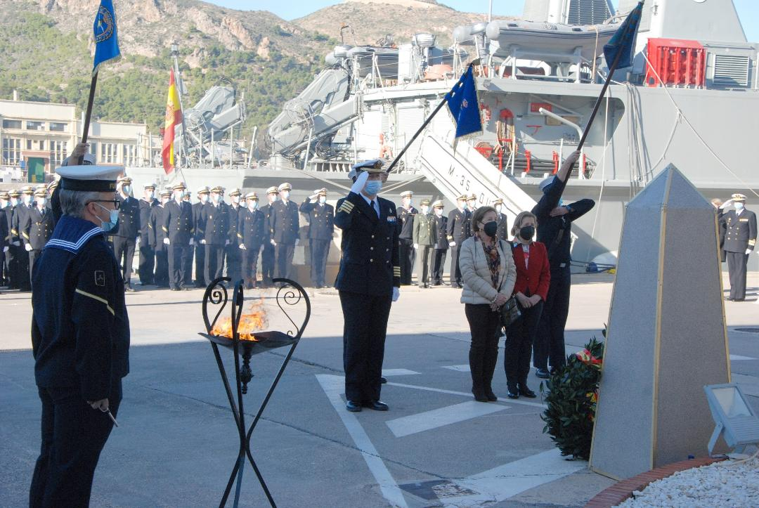 La Fuerza de Medidas Contra Minas de la Armada conmemora el 75 aniversario de su creación con un recuerdo emotivo a los fallecidos en el hundimiento del dragaminas “Guadalete “ en el año 1954, 