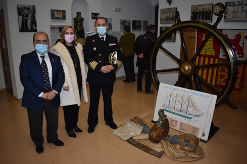 Inaugurada en la Comandancia Naval de Alicante la exposición itinerante de fotos históricas sobre el “Juan Sebastián de Elcano” organizada por la Asociación “Amigos de Elcano”