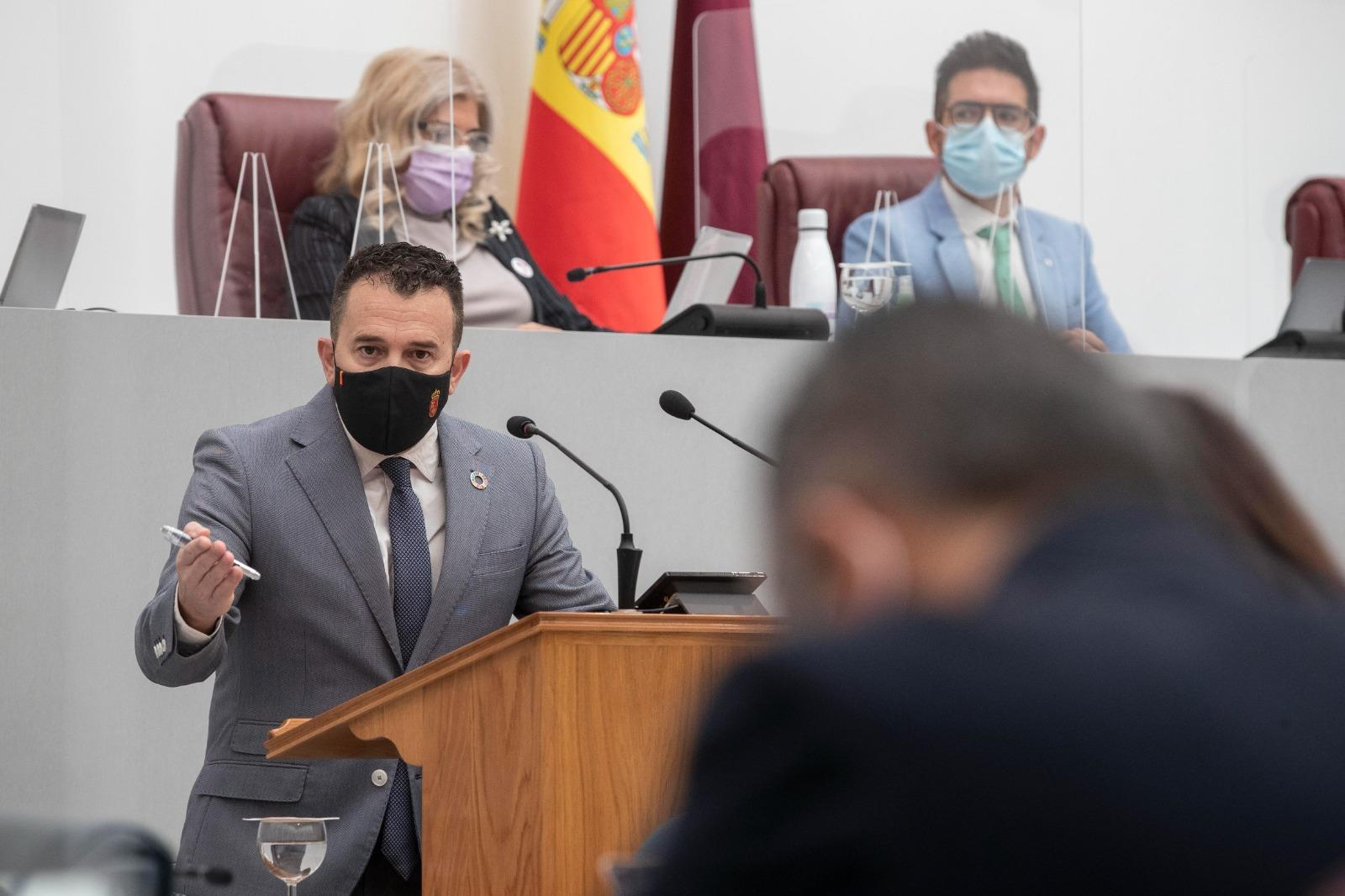 El PSOE “consigue” en la Asamblea que se dé el primer paso para la elaboración de un Proyecto de Ley de gestión de residuos agrícolas para la Región