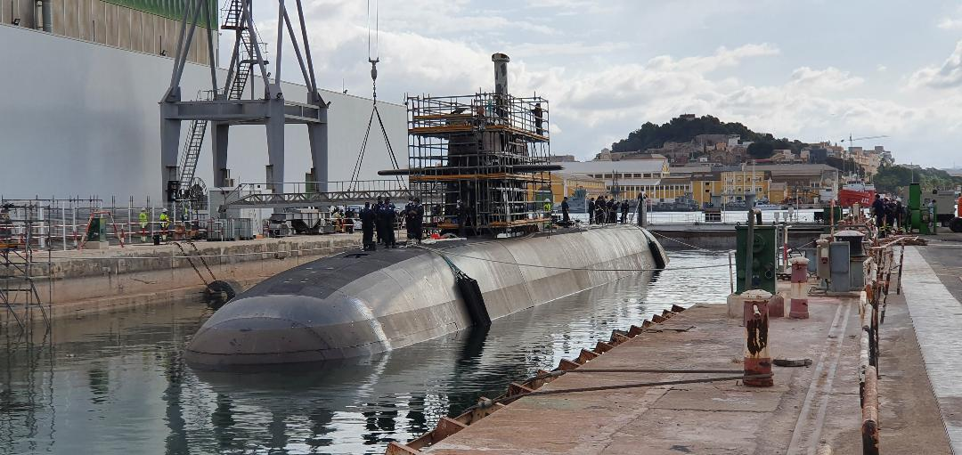 El submarino S-81 ‘Isaac Peral’, de nuevo a flote tras su primera varada programada