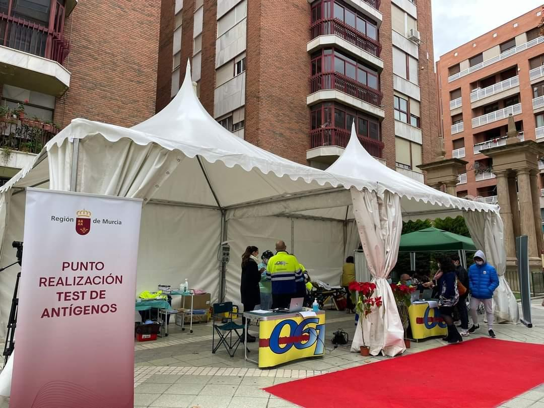 El Ayuntamiento de Lorca solicita a la Consejería de Salud de Murcia que refuerce con más personal y medios logísticos el punto móvil de test y vacunas del próximo 30 de Diciembre