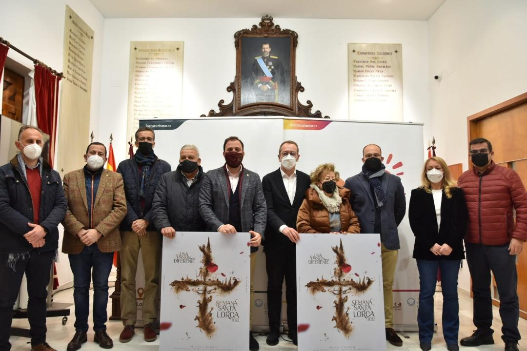 La Semana Santa de Lorca 2022 tiene como cartel anunciador la obra titulada ‘Testamento de arena’