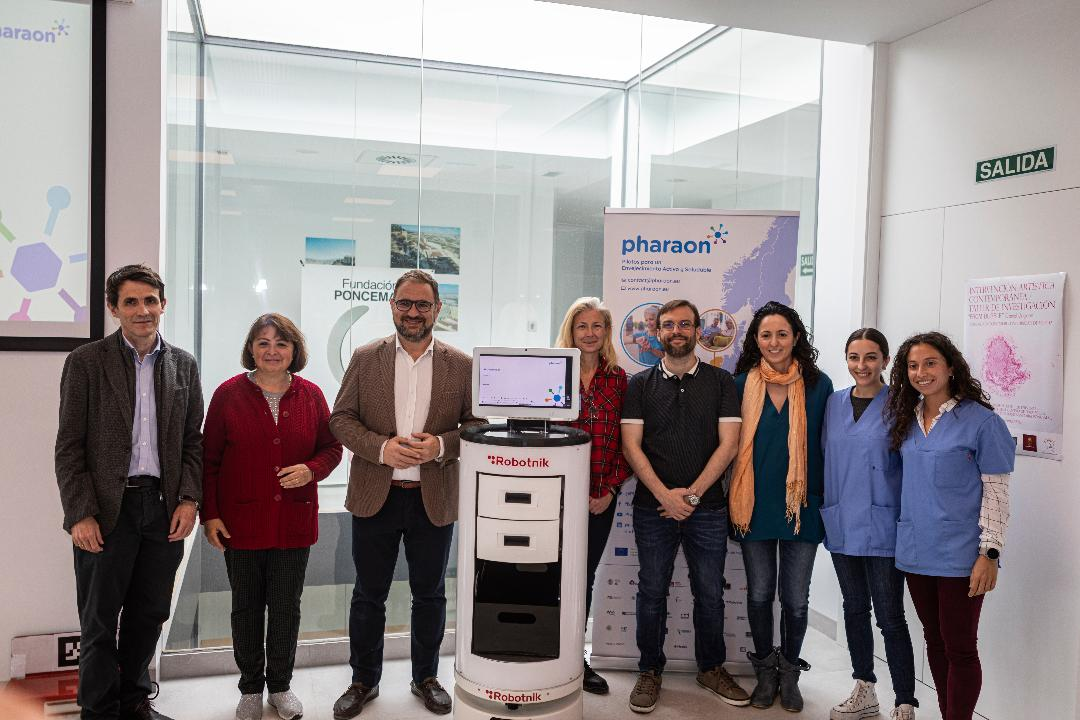 El Robot Pharaon RB1 se probará en el centro de la Fundación “Poncemar” del Campus Universitario de Lorca