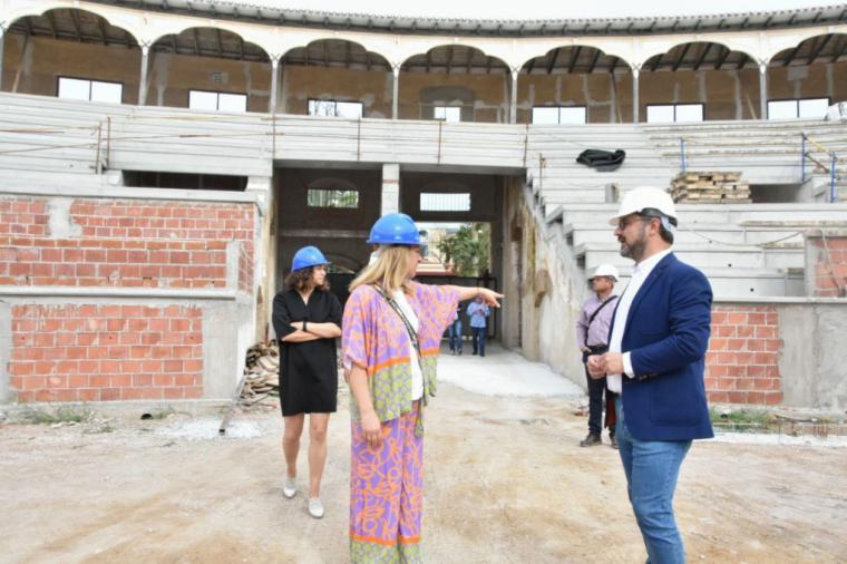 El Alcalde de Lorca en funciones visita las obras de rehabilitación y puesta en valor del Coso de Sutullena al 74 por ciento de ejecución