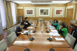 La PAH se reúne con Bustinduy para abordar la crisis de vivienda y prórrogas de alquileres